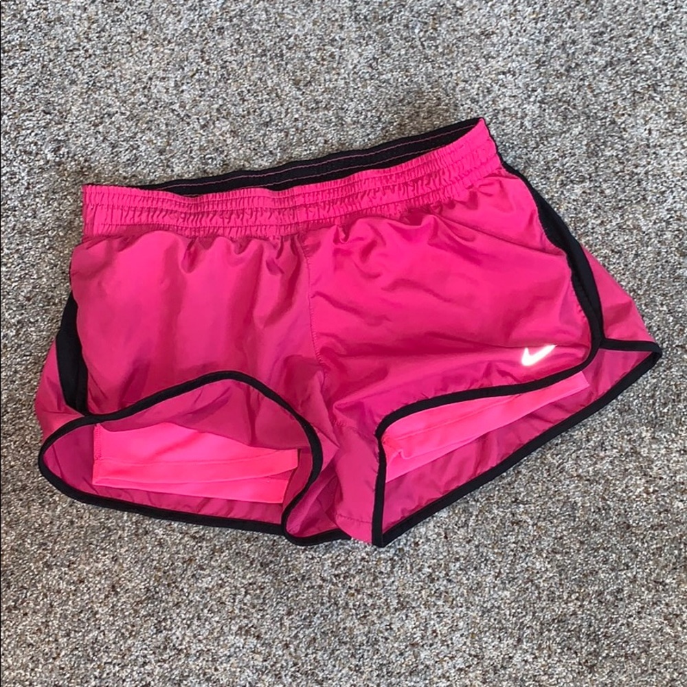 Nike women’s running shorts